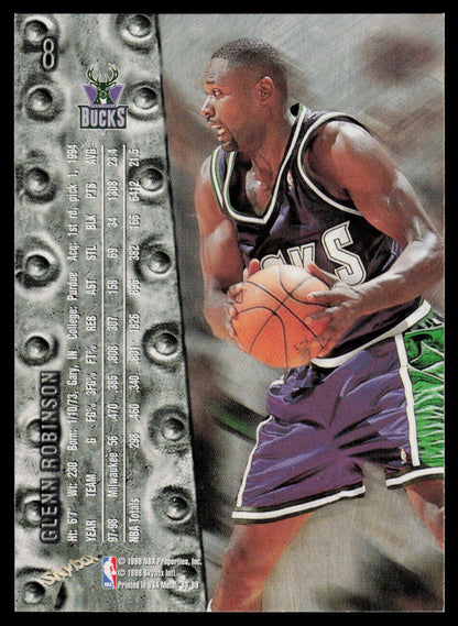 1998-99 Metal Universe #8 Glenn Robinson