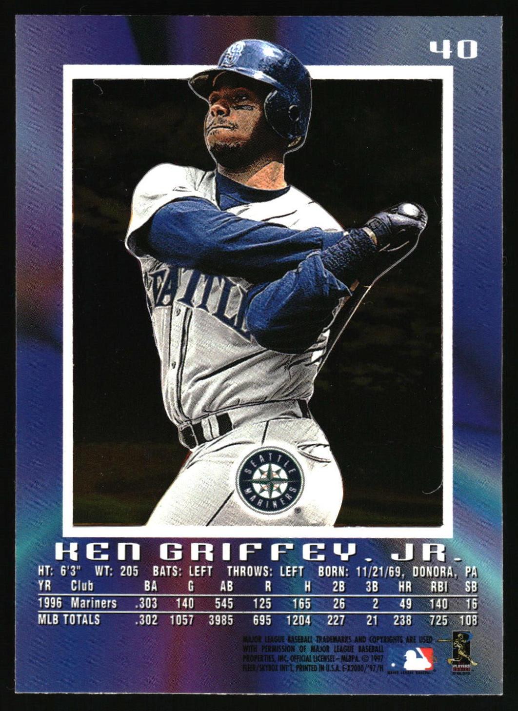 1997 SkyBox E-X2000 #40 Ken Griffey Jr. Essential-Credentials #/99