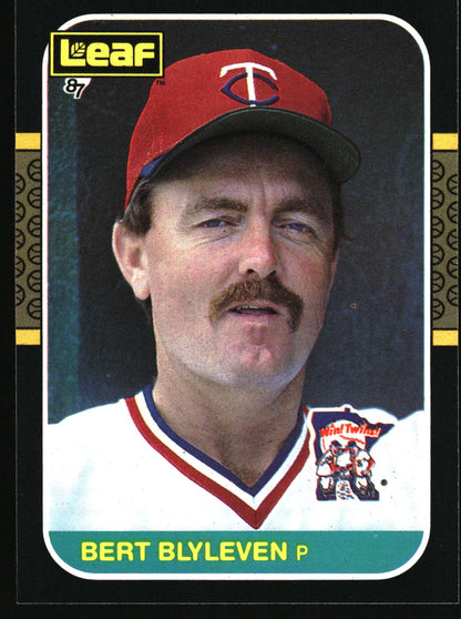 1987 Leaf #100 Bert Blyleven