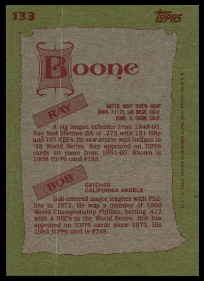 1985 Topps #133 Ray Boone / Bob Boone F&S