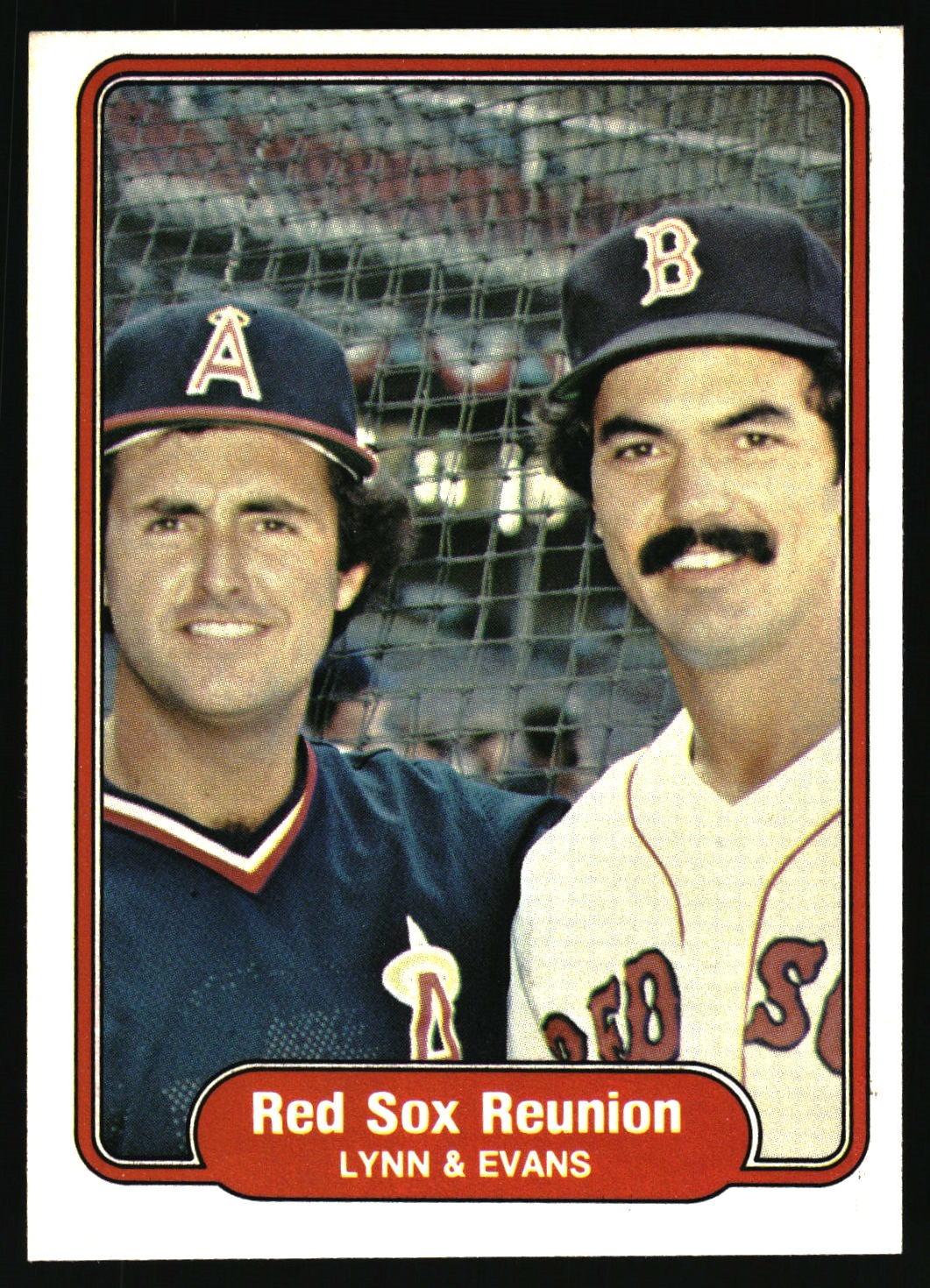 1982 Fleer #642 Red Sox Reunion (Fred Lynn / Dwight Evans)